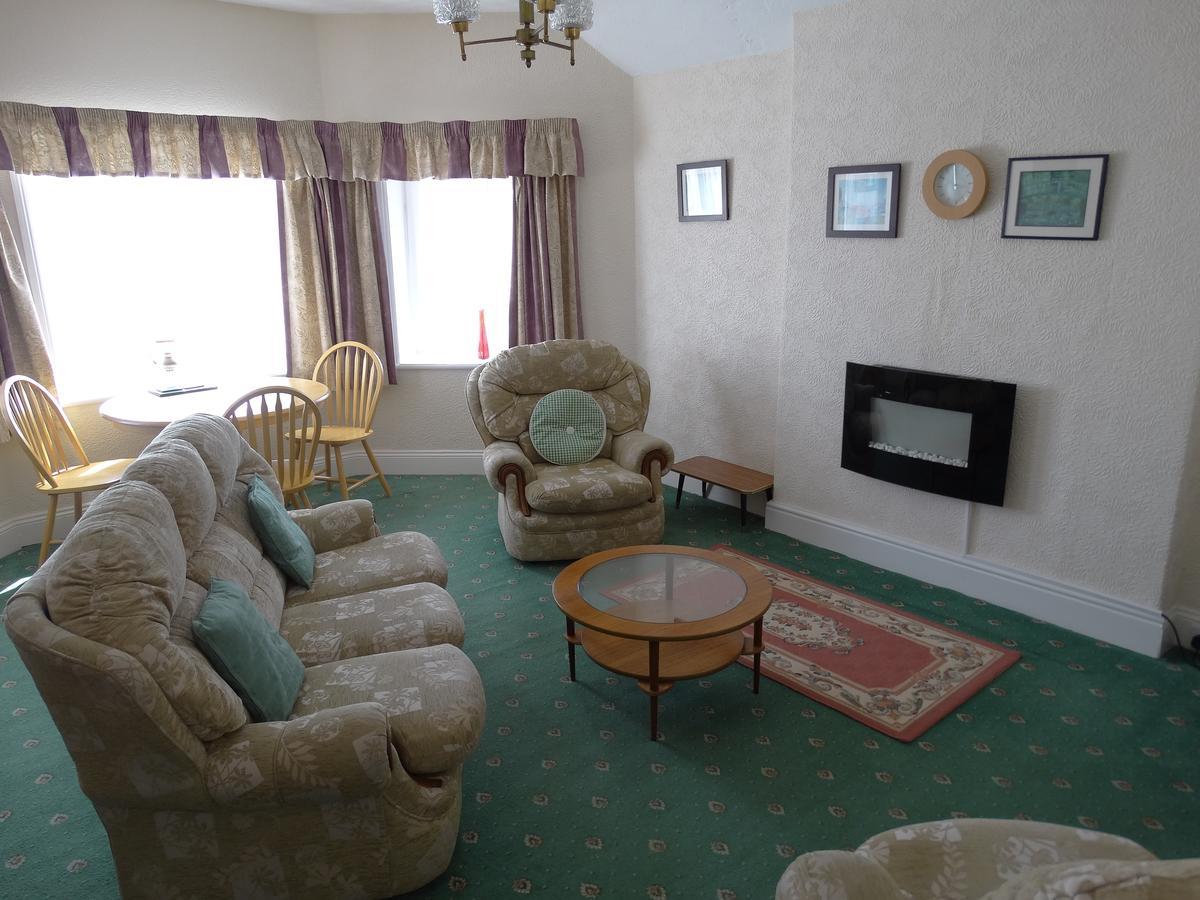 Beachmount Holiday Apartments Rhôs-on-Sea Εξωτερικό φωτογραφία